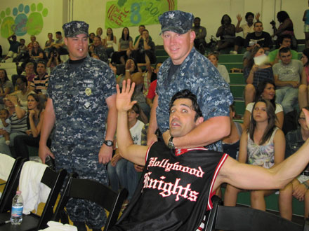 USO INTERNATIONAL TOUR PHOTOS